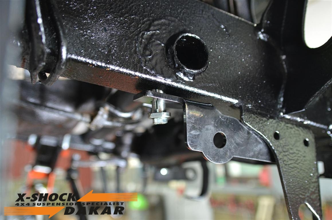 jimny steering stabilizer 4